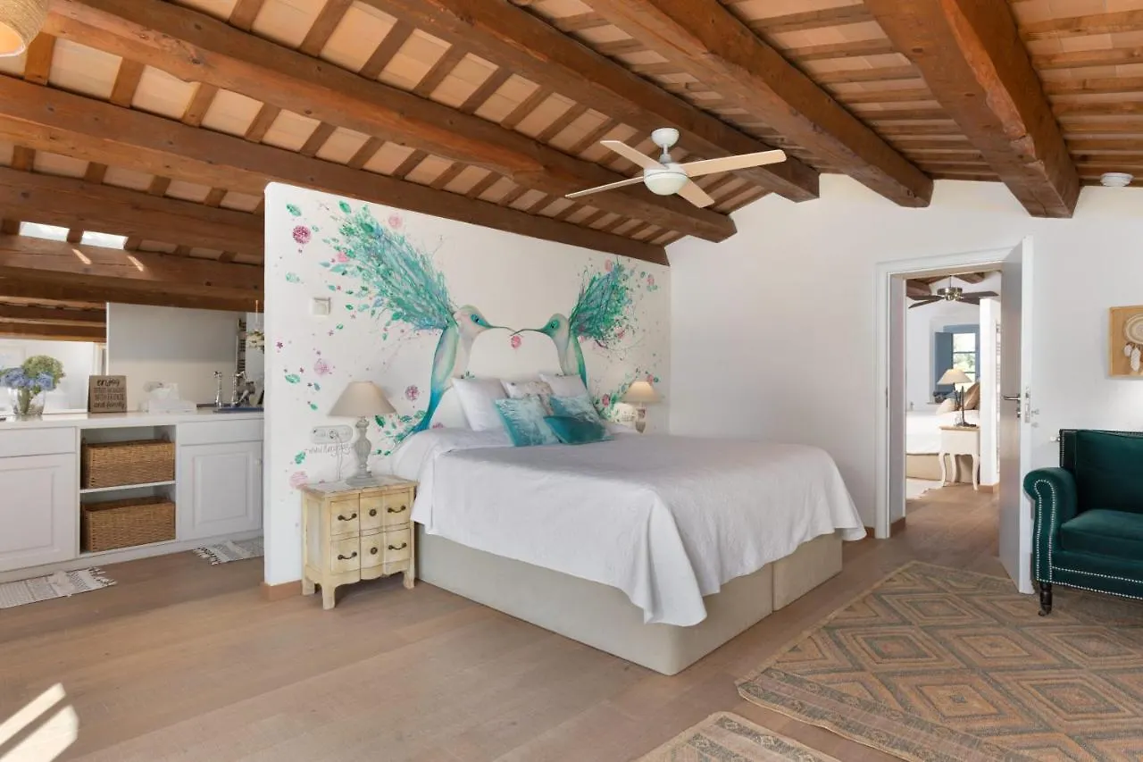 Can Font De Muntanya Cruilles Country house