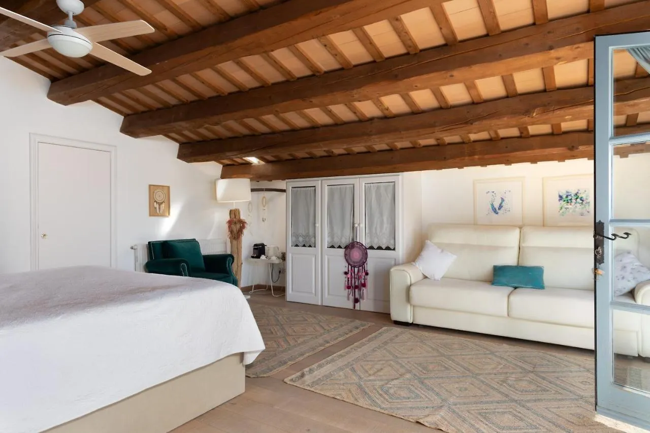 Country house Can Font De Muntanya Cruilles