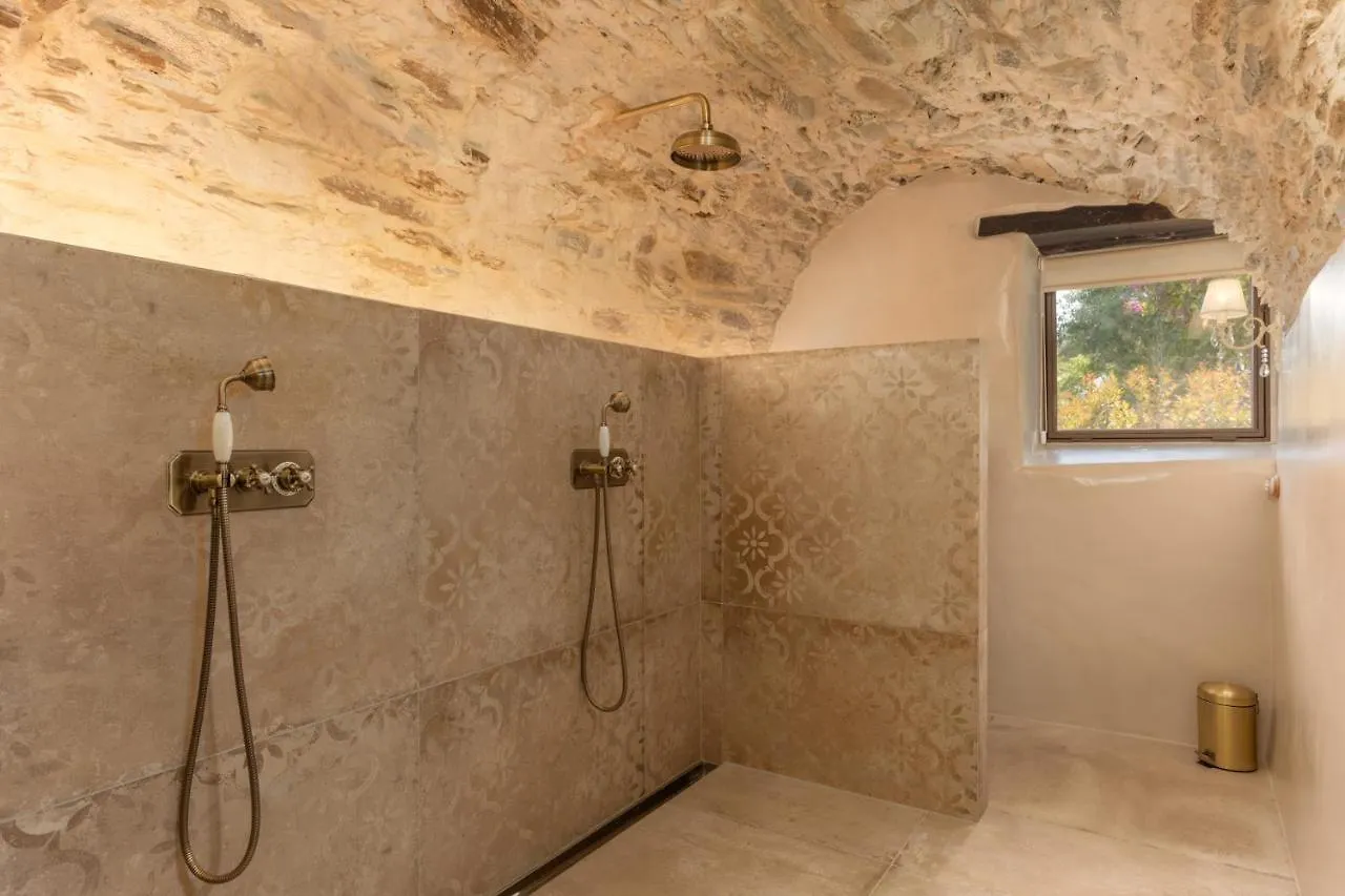 Country house Can Font De Muntanya Cruilles