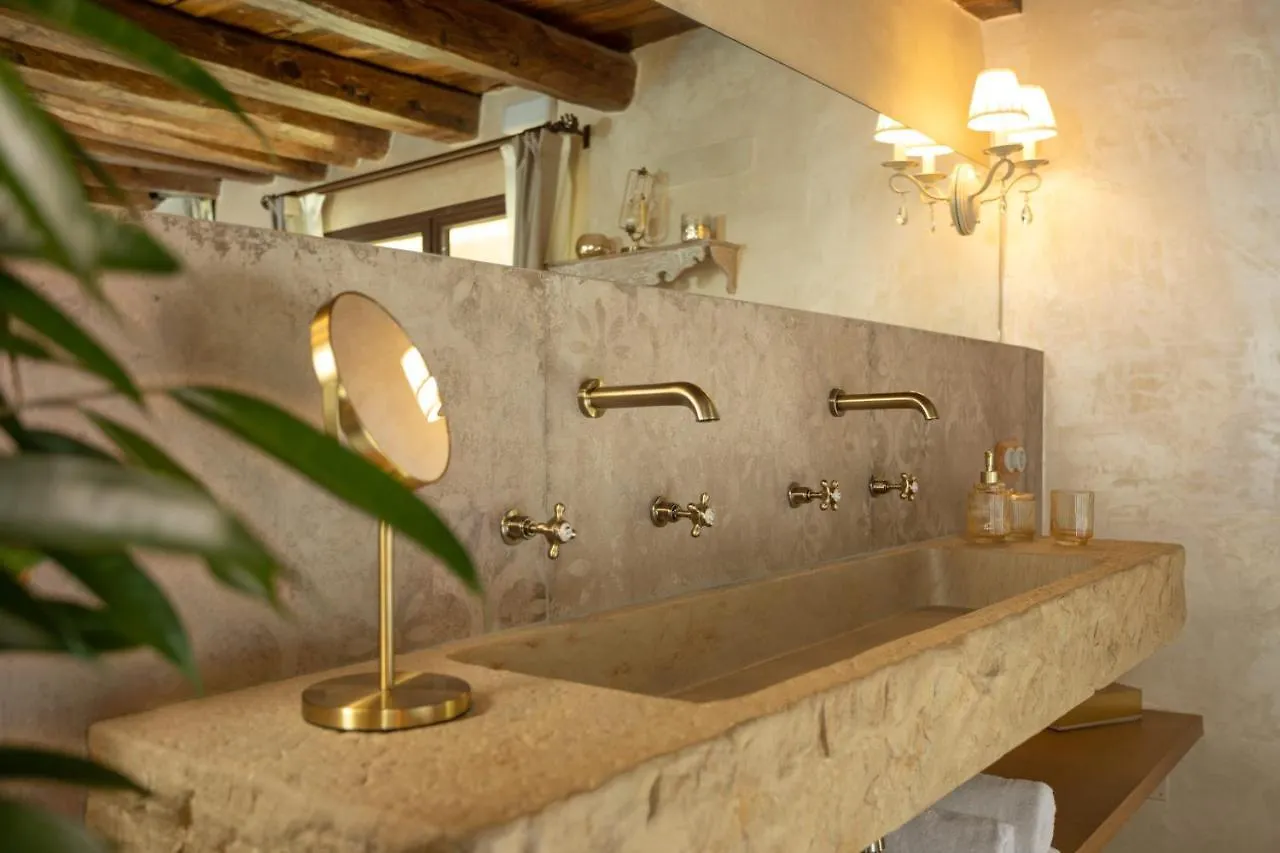 Can Font De Muntanya Cruilles