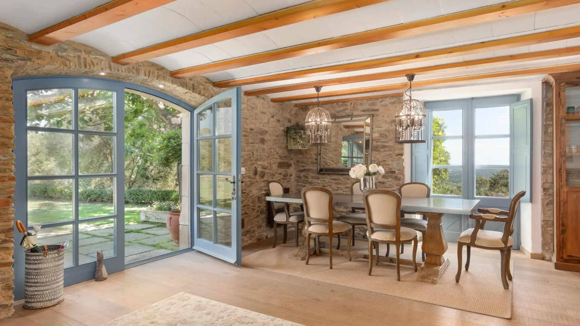 Can Font De Muntanya Cruilles Country house